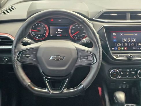 Used 2023 Chevrolet TrailBlazer RS w/ Sun and Liftgate Package FWD image 15