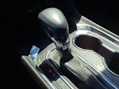 Used 2023 Chevrolet Traverse Premier w/ Redline Edition AWD/4WD image 16