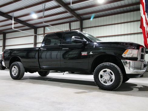 Used 2012 RAM 3500 ST w/ Chrome Appearance Group AWD/4WD image 14