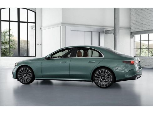 New 2026 Mercedes-Benz E 450 4MATIC Sedan image 32