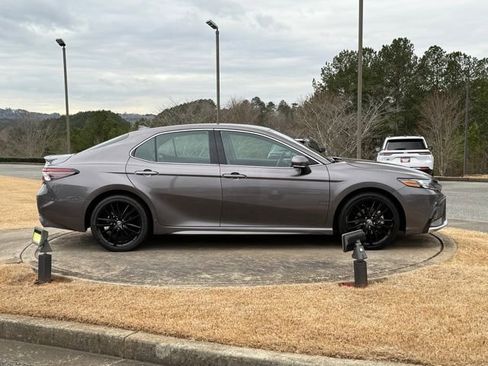 Used 2023 Toyota Camry XSE image 8