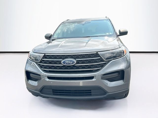 Certified 2023 Ford Explorer XLT AWD/4WD image 3