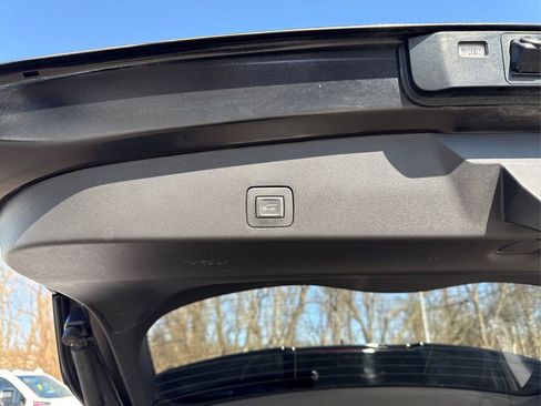 Used 2023 Buick Encore GX Select w/ Sport Touring Package image 14