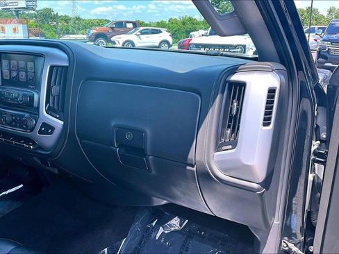 Used 2017 GMC Sierra 1500 SLT w/ SLT Premium Package RWD image 29