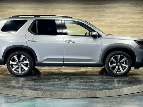 Used 2025 Honda Pilot Elite image 22
