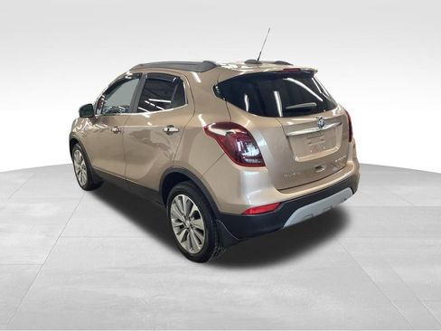 Used 2018 Buick Encore Preferred image 3