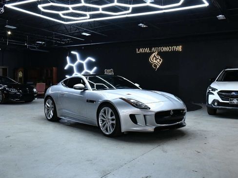 Used 2016 Jaguar F-TYPE S image 14