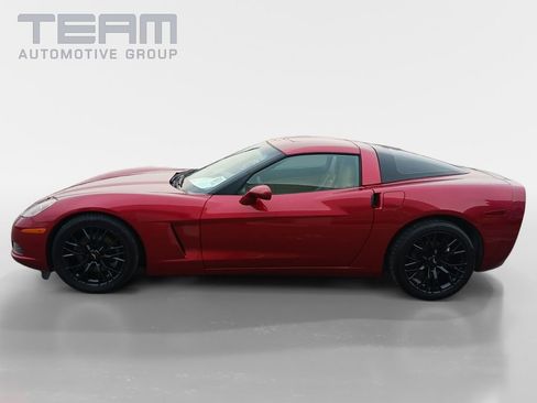 Used 2005 Chevrolet Corvette Coupe w/ Preferred Equipment Group image 4