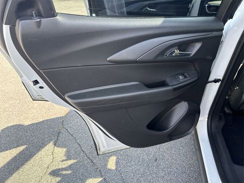 Used 2021 Chevrolet TrailBlazer LT image 22