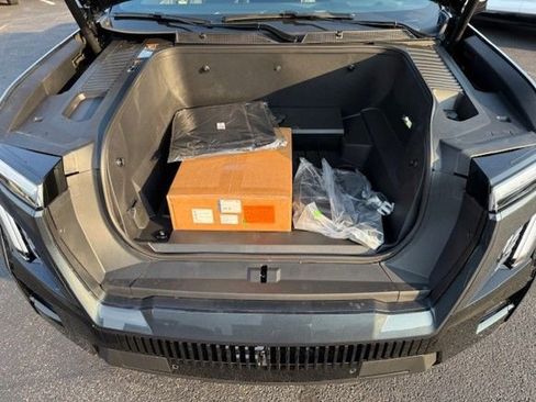 New 2026 GMC Sierra EV Elevation image 35