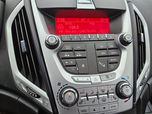 Used 2010 GMC Terrain SLT image 26