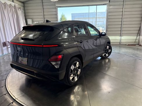 Certified 2024 Hyundai Kona SEL FWD image 5