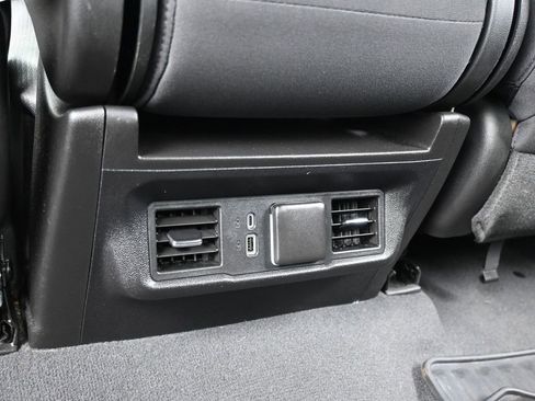 Used 2023 Chevrolet Silverado 1500 RST image 32