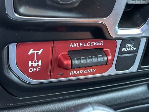 Used 2022 Jeep Gladiator Mojave w/ Cold Weather Group AWD/4WD image 19