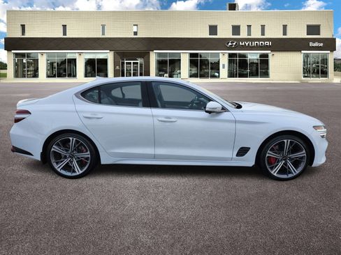 Used 2025 Genesis G70 3.3T Advanced w/ Sport Prestige Package image 2