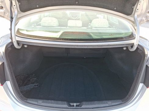 Used 2011 Hyundai Elantra GLS w/ Preferred Equipment Pkg 3 image 30