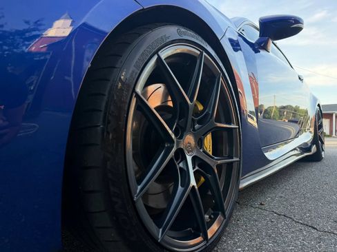Used 2015 Lexus RC F w/ Performance Package RWD image 10