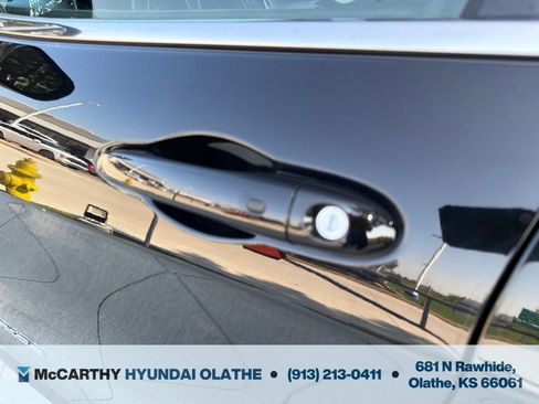 Used 2019 Jeep Cherokee Overland AWD/4WD image 20