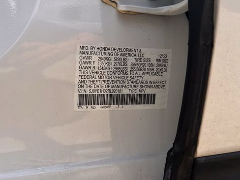 Used 2024 Acura MDX A-Spec AWD/4WD image 28