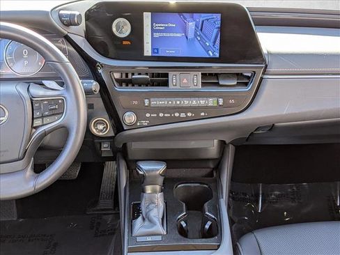 Used 2023 Lexus ES 350 image 12