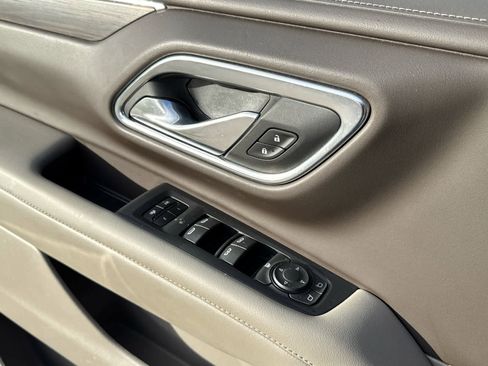 Used 2023 Chevrolet Tahoe LT image 32