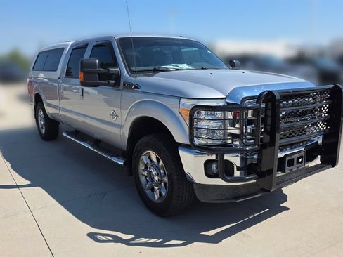 Used 2016 Ford F250 Lariat w/ Lariat Ultimate Package AWD/4WD image 7