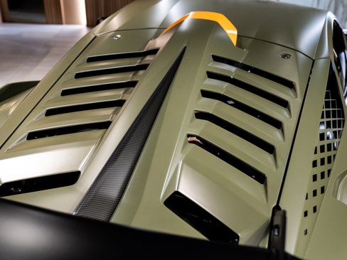 Used 2022 Lamborghini Huracan STO image 36