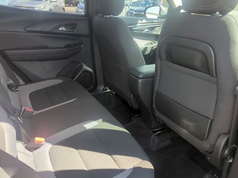 Certified 2024 Chevrolet TrailBlazer LT w/ LT Cold Weather Package AWD/4WD image 18