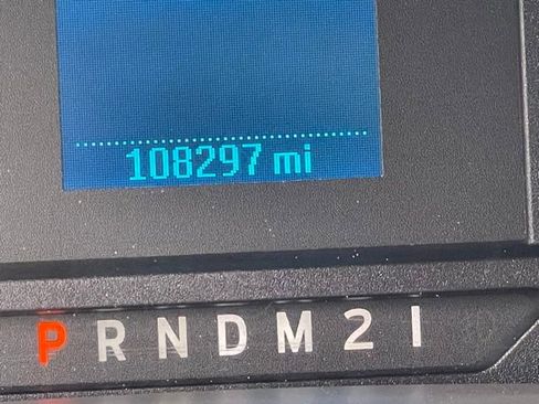 Certified 2022 Ford E-350 and Econoline 350 Super Duty w/ Power Windows & Locks Group image 9