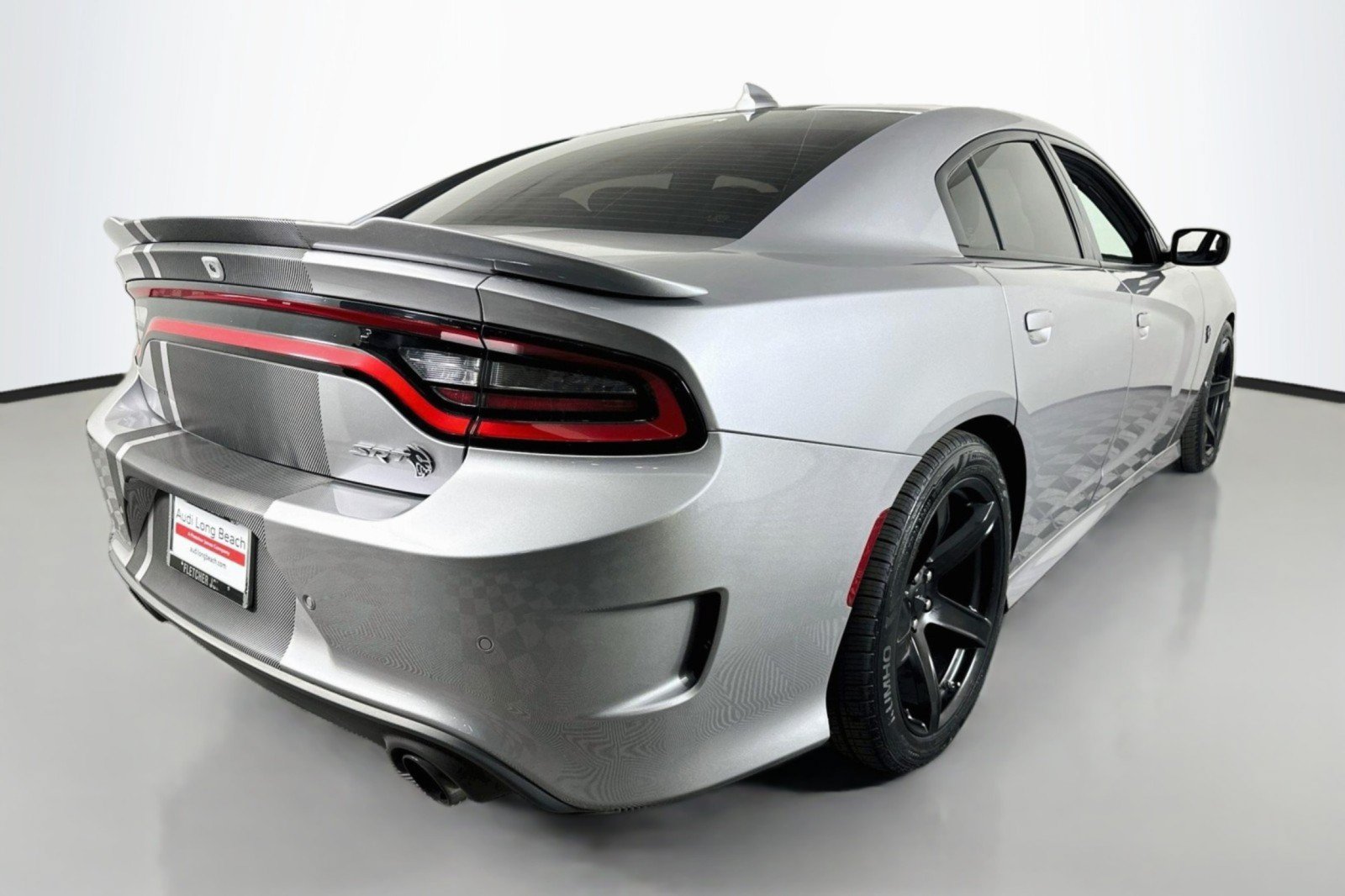 Used 2018 Dodge Charger SRT Hellcat w/ Harman/Kardon Audio Group RWD image 13