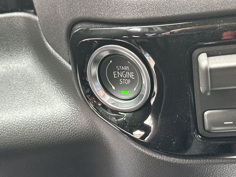 New 2026 GMC Sierra 1500 SLT w/ SLT Premium Package image 17