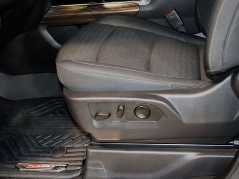 Used 2026 Chevrolet Silverado 1500 LT w/ Z71 Off-Road Package AWD/4WD image 36