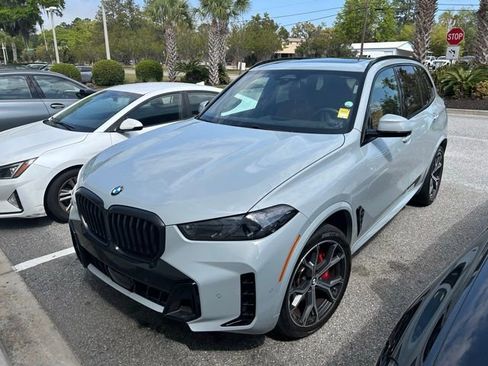 Used 2024 BMW X5 sDrive40i w/ M Sport Package image 5