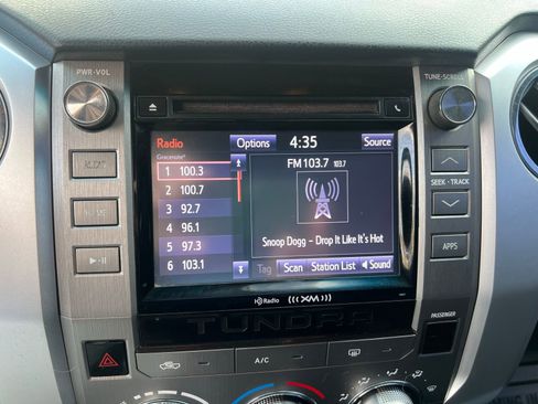 Used 2014 Toyota Tundra SR5 w/ SR5 Upgrade Package image 32