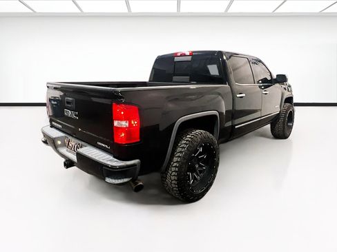 Used 2015 GMC Sierra 1500 Denali w/ Driver Alert Package image 4