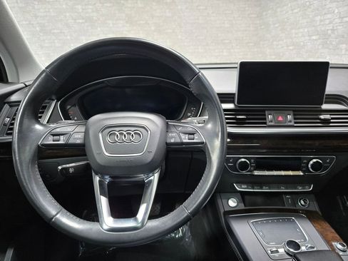 Used 2019 Audi Q5 2.0T Premium Plus w/ Premium Plus Package image 16