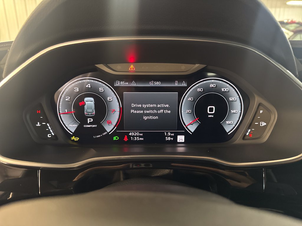 Certified 2025 Audi Q3 2.0T Premium Plus w/ Premium Plus Package AWD/4WD image 23