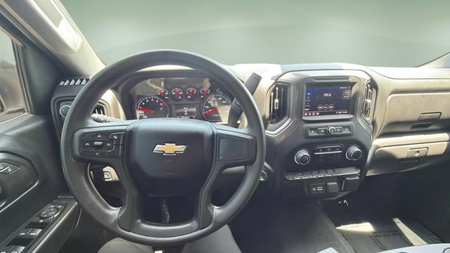 Used 2025 Chevrolet Silverado 1500 Custom AWD/4WD image 28
