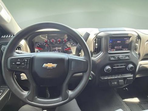 Used 2025 Chevrolet Silverado 1500 Custom AWD/4WD image 28