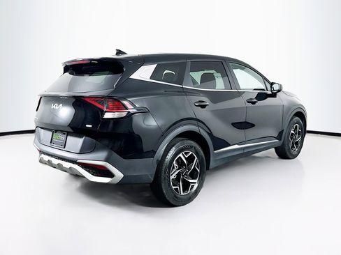 Used 2025 Kia Sportage LX AWD/4WD image 9