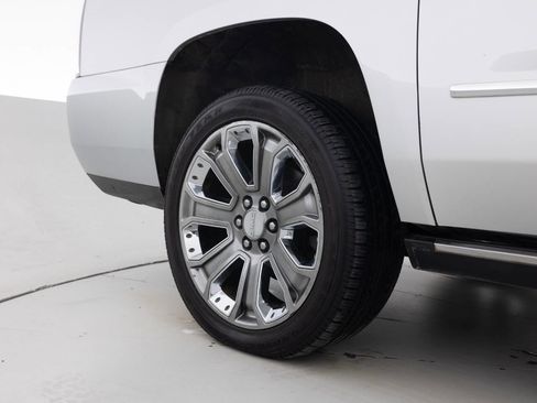 Used 2016 GMC Yukon XL Denali w/ Open Road Package image 19