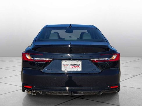 New 2026 Toyota Camry Hybrid image 4