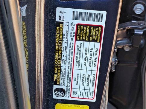 Used 2023 Toyota Highlander Platinum image 17