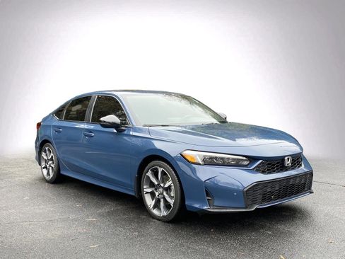 Used 2025 Honda Civic Sport Touring image 2