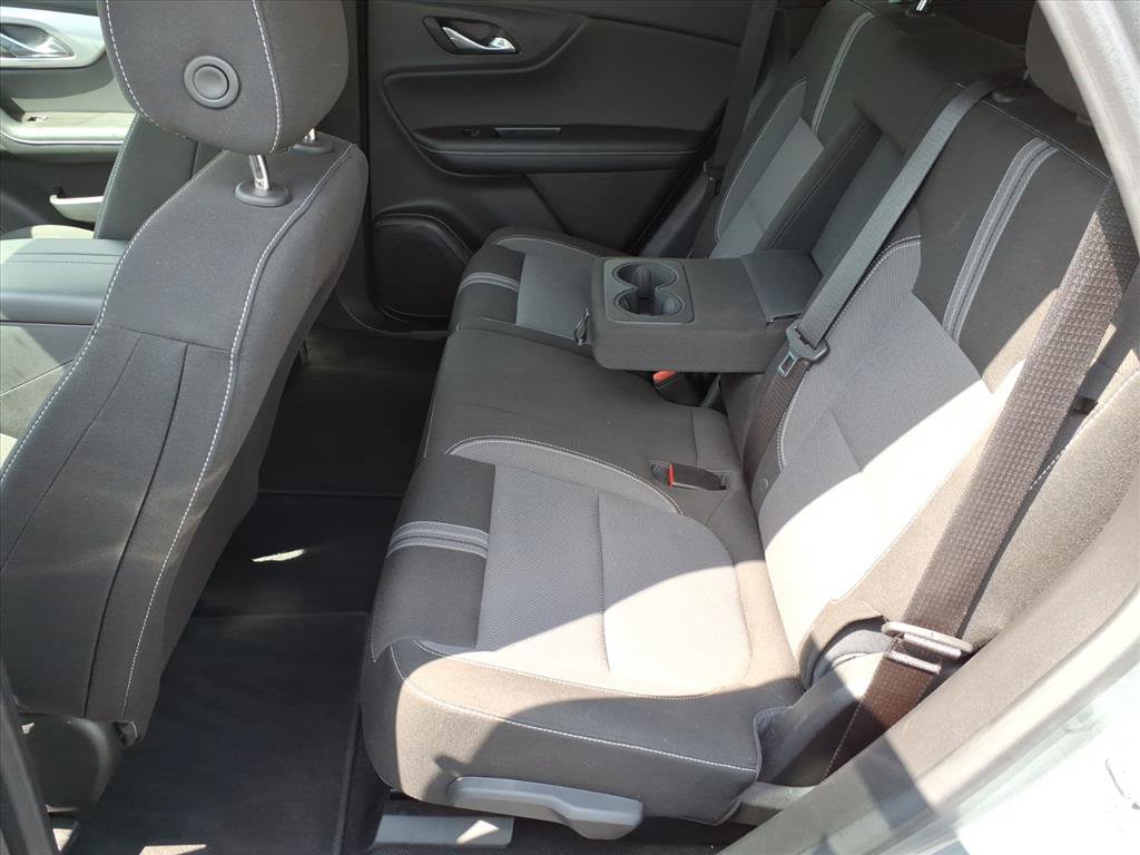 Certified 2025 Chevrolet Blazer LT FWD image 13