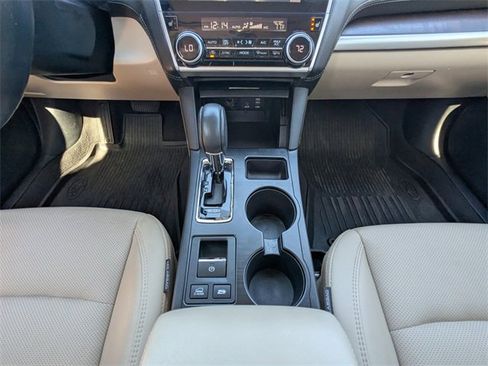 Used 2018 Subaru Outback 3.6R Limited image 20