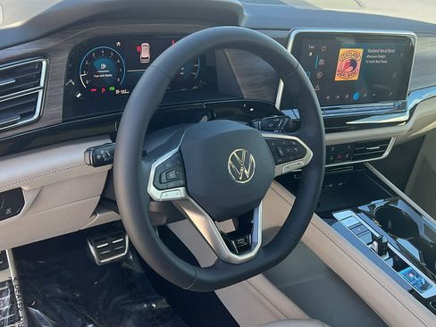 New 2026 Volkswagen Atlas SEL Premium R-Line AWD/4WD image 10