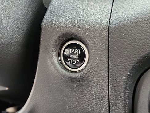 Used 2023 Nissan Frontier PRO-4X w/ Technology Package image 20