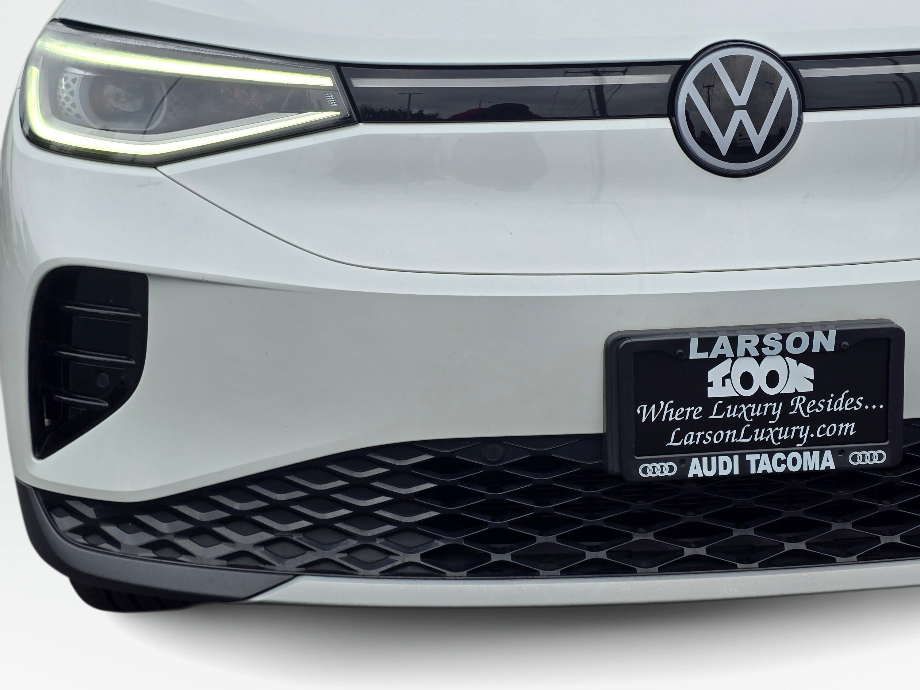 Used 2023 Volkswagen ID.4 Pro S Plus AWD/4WD image 32