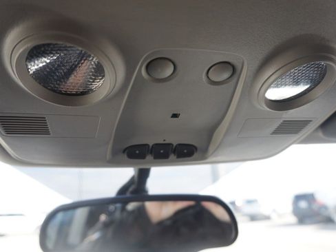 Used 2016 Chevrolet Traverse LT w/ Style and Technology Package image 18